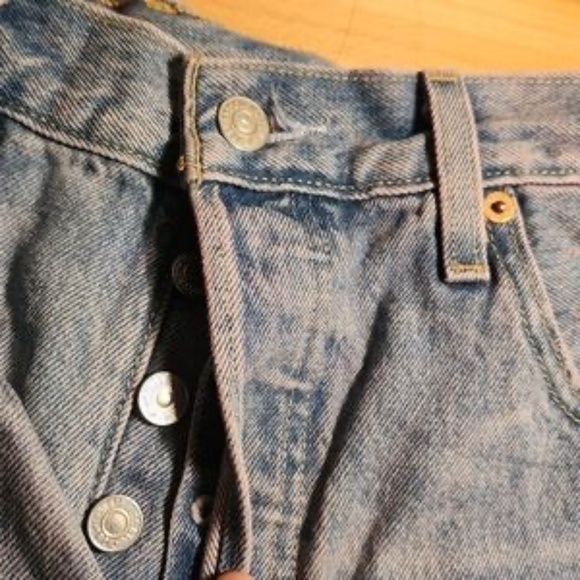 501 Levi's Shorts size 29 pink distressed - Picture 8 of 8